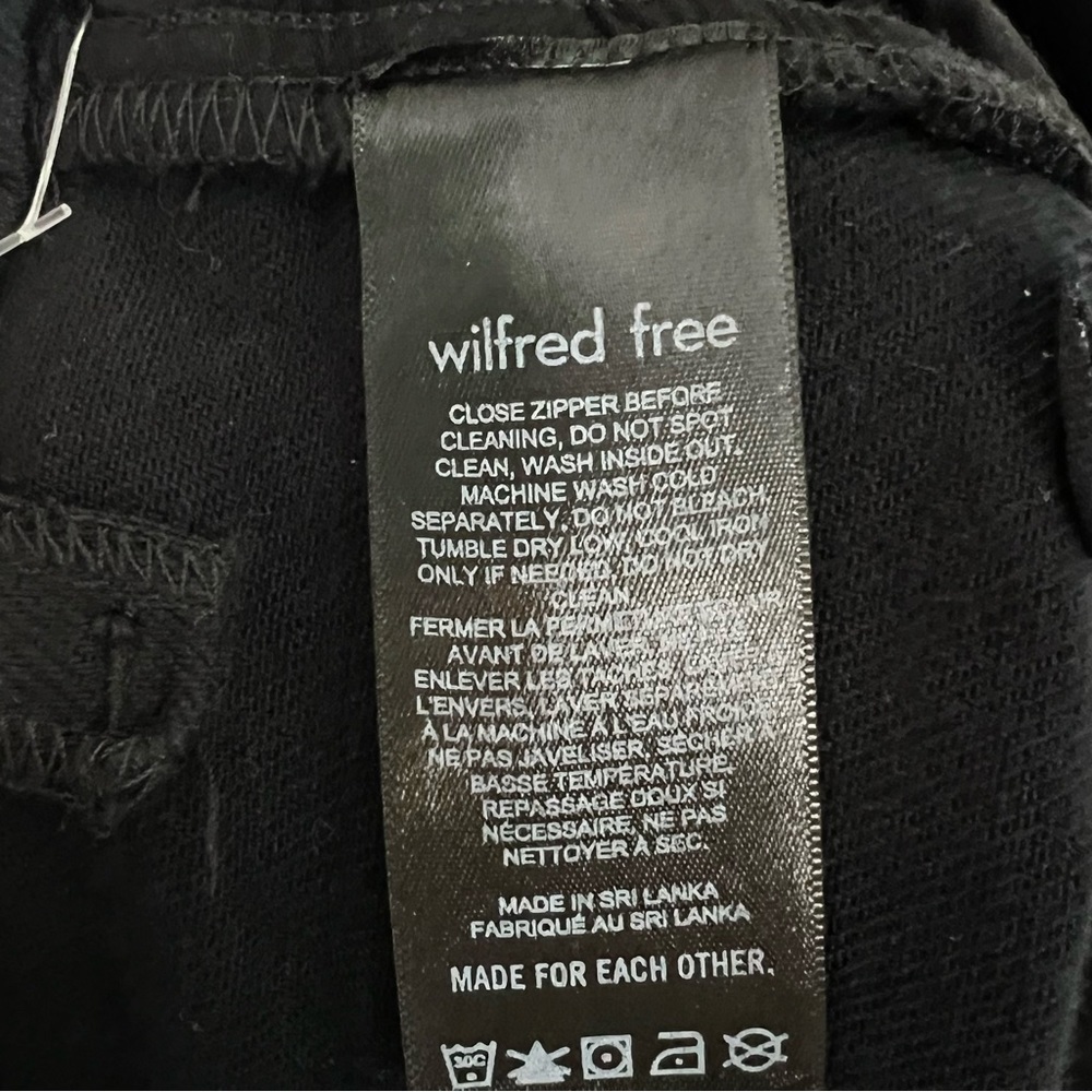 Aritzia Wilfred Free Twostep Flare Leg High Waisted Jeans Black Women’s Size 6 - Picture 12 of 13